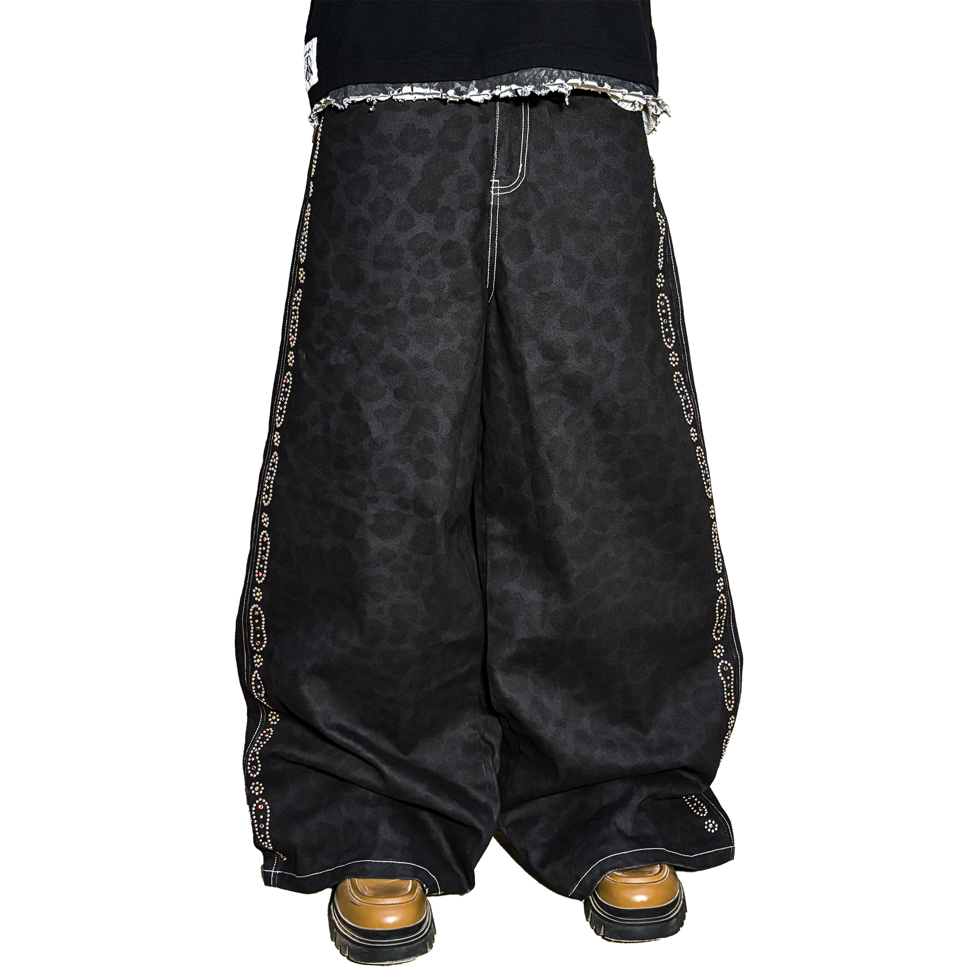Baggy Leopard Denim